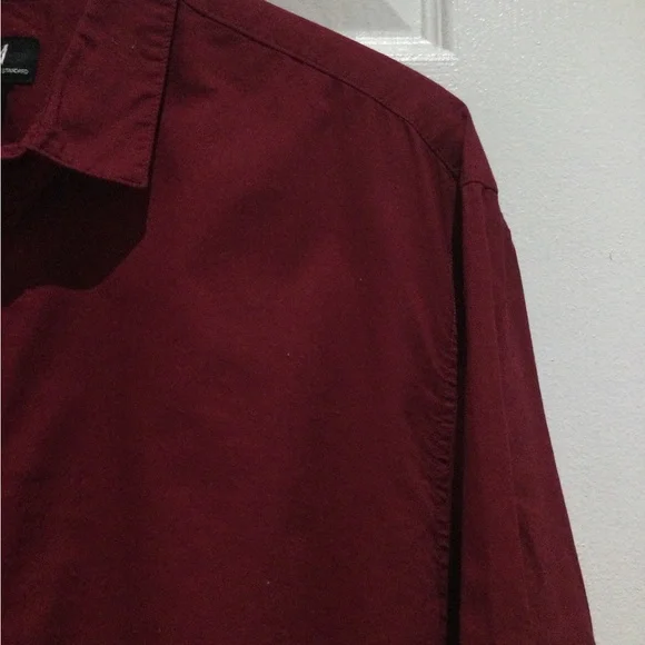 H&M Men's Burgundy Cotton Casual Button Down Shirt - Picture 4 of 5